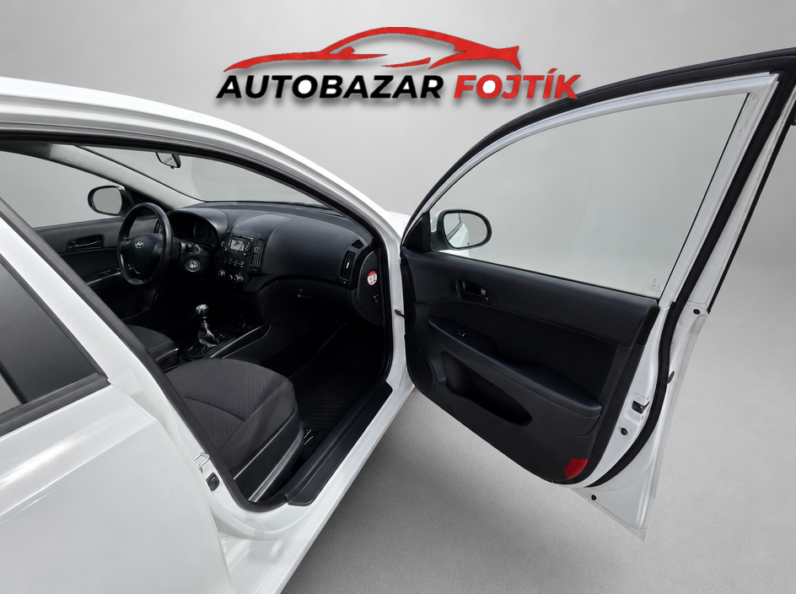 
								Hyundai i30 2010 – 1.4 CVVT 80KW  klima full									